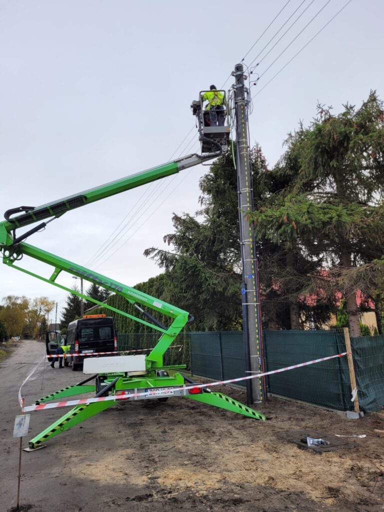 Posadowienie słupa 0,4kV